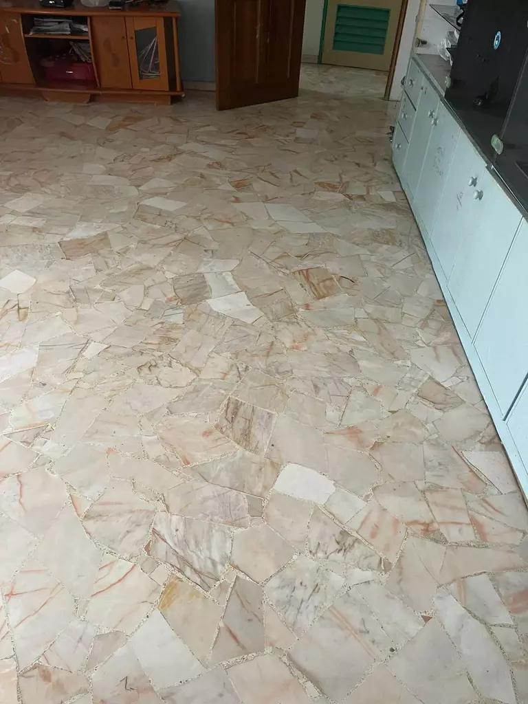 Hall marble floor polishing 